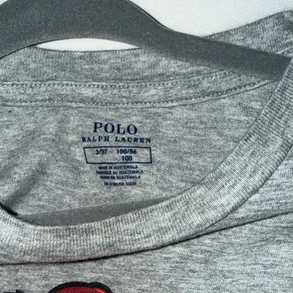 Polo Ralph Lauren Gray T-Shirt with Bear and Red Hat - Picture 2 of 3